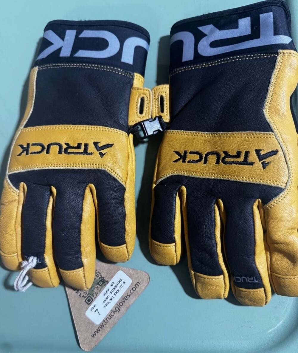 Truck M3 Ski Gloves Size 7 Sunshine Leather Waterproof
